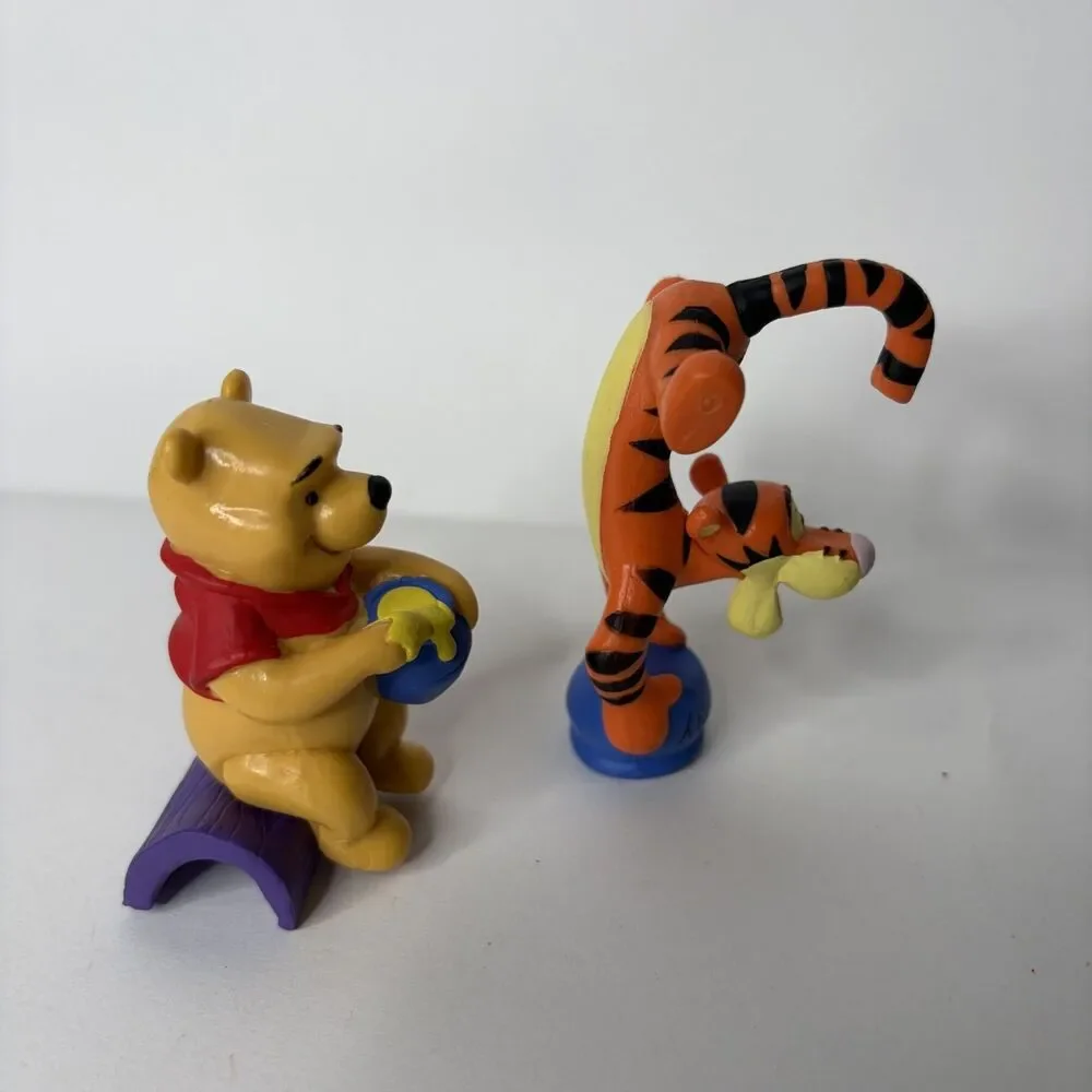 Disney Decopac Cake Topper Winnie The Pooh Tigger Eating Honey Set of 2